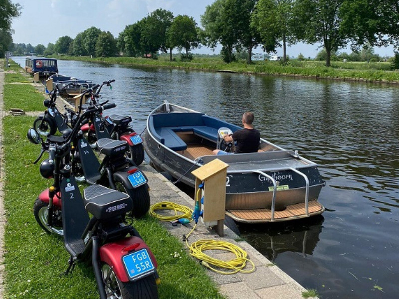 Discover Giethoorn & Weerribben