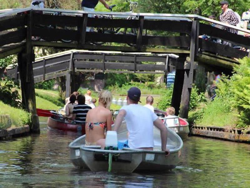 Boat Giethoorn