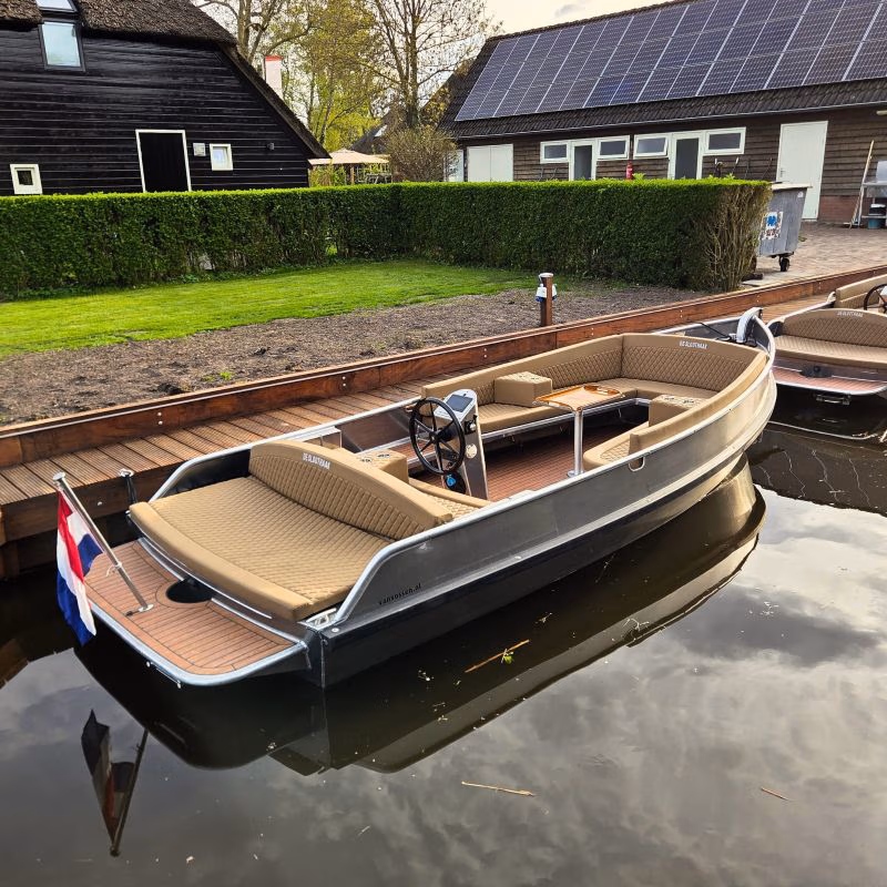 Sloep Beulaker Lounge